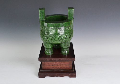 鼎【和田碧玉】